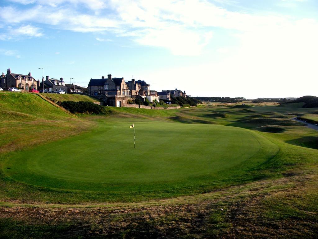 Jomarnic B&B Lossiemouth Esterno foto