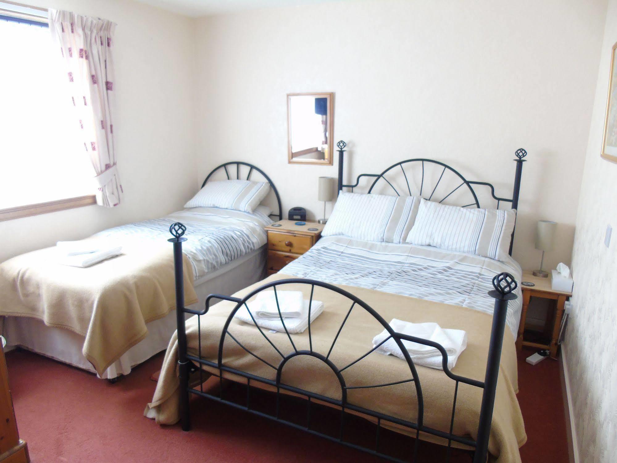 Jomarnic B&B Lossiemouth Esterno foto